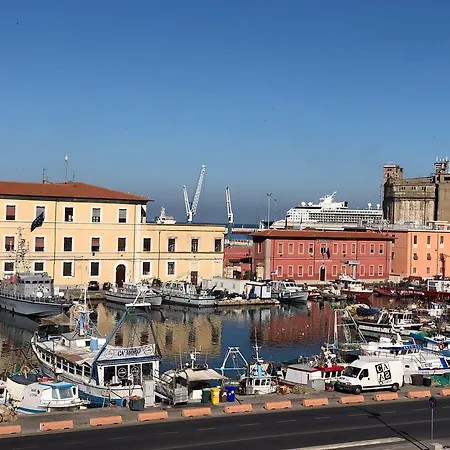 The Port 3* Livorno