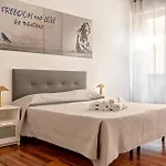 The Port Lejlighedshotel Livorno