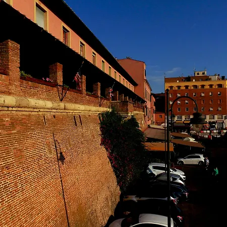 Aparthotel The Port Livorno