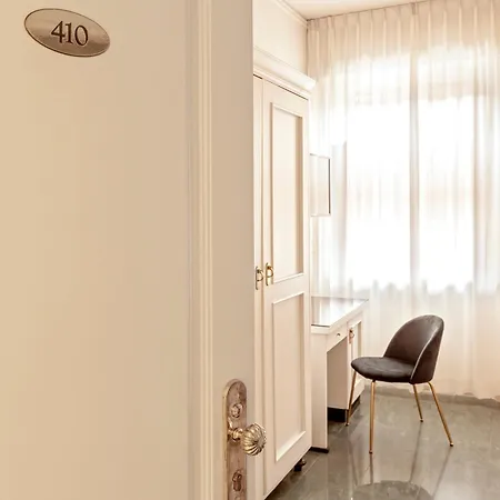 The Port Aparthotel 3*