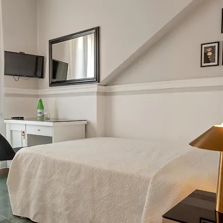 The Port Aparthotel Livorno