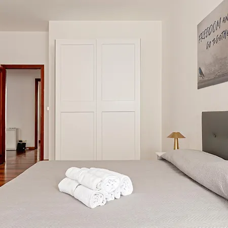 Aparthotel The Port 3*